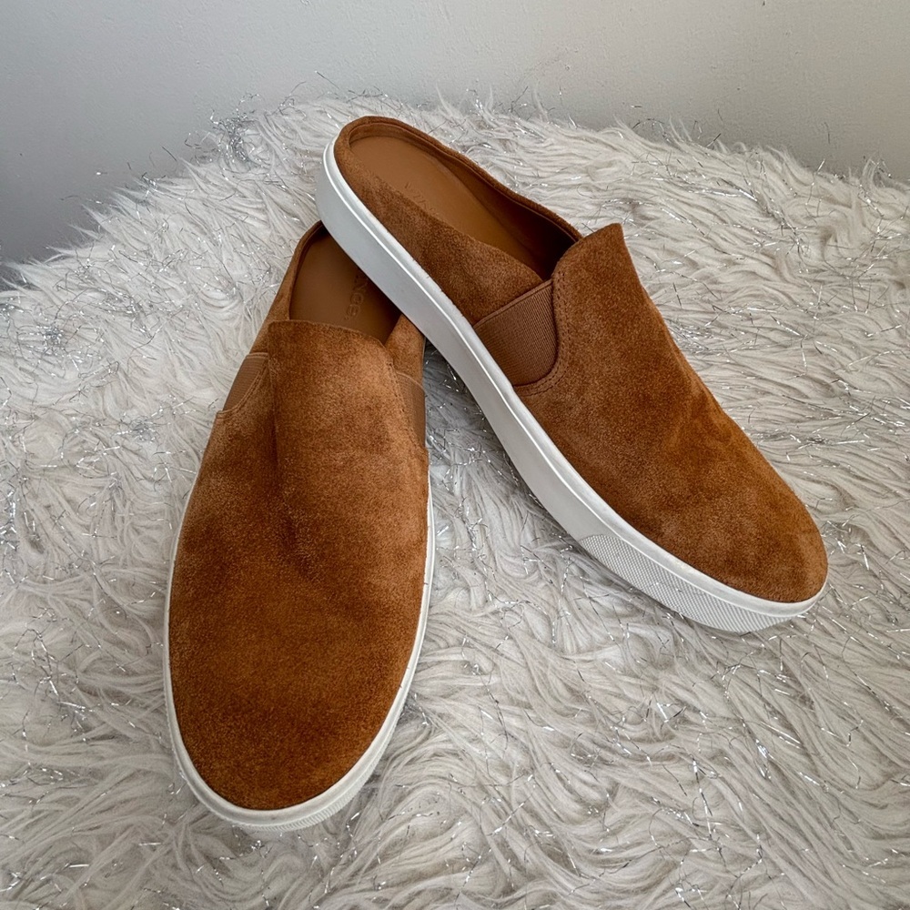 Vince Brown Women’s Blair Suede Mule Camel Slide Shoes Size 8.5M US / 38.5 EUR